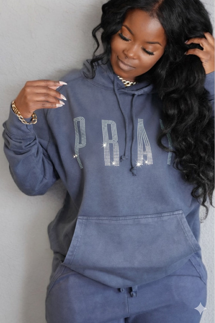 Luxury Vintage Wash Diamond (Pray) Bold Font